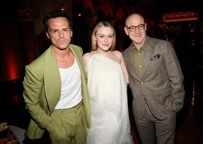dakotafanningdaily-ripleylapremiere-0039.jpg