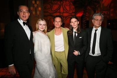 dakotafanningdaily-ripleylapremiere-0045.jpg