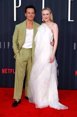 dakotafanningdaily-ripleylapremiere-0073.jpg