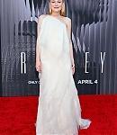 dakotafanningdaily-ripleylapremiere-0096.jpg