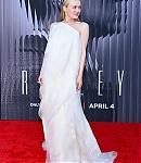 dakotafanningdaily-ripleylapremiere-0098.jpg