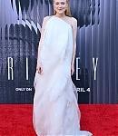 dakotafanningdaily-ripleylapremiere-0106.jpg