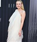 dakotafanningdaily-ripleylapremiere-0108.jpg