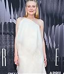 dakotafanningdaily-ripleylapremiere-0121.jpg