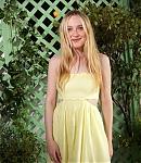 dakotafanningdaily-saksummerdinner-020.jpg
