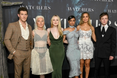 dakotafanningdaily-thewatchersnypremiere-0004.jpg