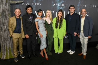 dakotafanningdaily-thewatchersnypremiere-0040.jpg
