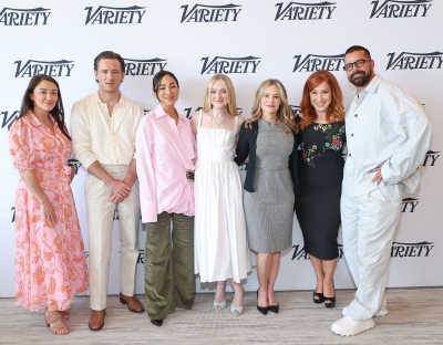 dakotafanningdaily-varietytvfest-009.jpg