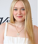 dakotafanningdaily-varietytvfest-013.jpg