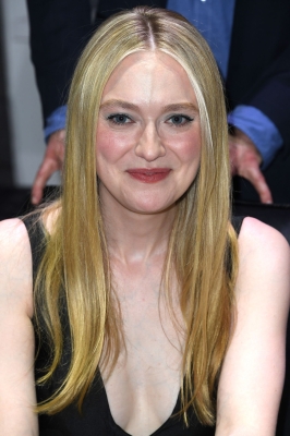 dakotafanningdaily-atasofficialripleycreening-0090.jpg