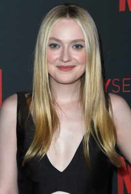 dakotafanningdaily-atasofficialripleycreening-0092.jpg