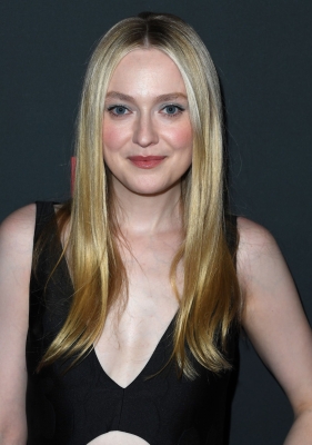 dakotafanningdaily-atasofficialripleycreening-0112.jpg