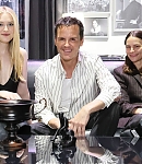 dakotafanningdaily-atasofficialripleycreening-0015.jpg