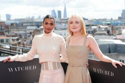 dakotafanningdaily-thewatchedphotocallinlondon-005.jpg