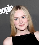 dakotafanningdaily-76themmysperformernomineecelebration-017.jpg