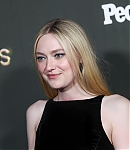 dakotafanningdaily-76themmysperformernomineecelebration-027.jpg