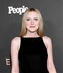 dakotafanningdaily-76themmysperformernomineecelebration-028.jpg