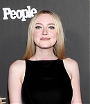 dakotafanningdaily-76themmysperformernomineecelebration-030.jpg