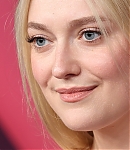dakotafanningdaily-76themmyawards-034.jpg