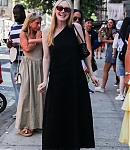dakotafanningdaily-outinnewyork-003.jpg