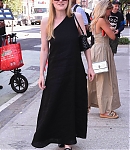 dakotafanningdaily-outinnewyork-006.jpg