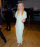 dakotafanningdaily-arrivingatthetodayshow-024.jpg