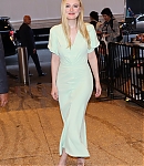 dakotafanningdaily-arrivingatthetodayshow-027.jpg