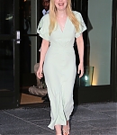 dakotafanningdaily-arrivingatthetodayshow-059.jpg