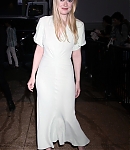 dakotafanningdaily-arrivingatthetodayshow-078.jpg