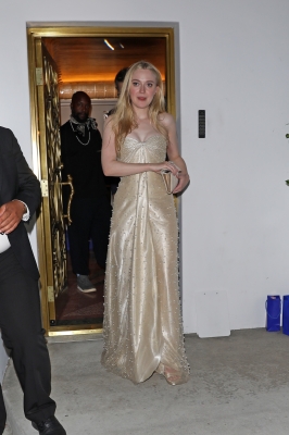 dakotafanningdaily-leavinglalotequilaafterparty-019.jpg