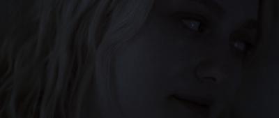 dakotafanningdaily-vienaandthefantomes-01870.jpg