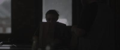 dakotafanningdaily-vienaandthefantomes-02130.jpg