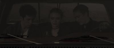 dakotafanningdaily-vienaandthefantomes-02160.jpg