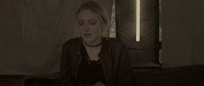 dakotafanningdaily-vienaandthefantomes-02351.jpg
