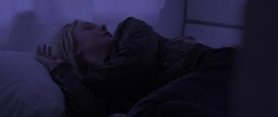 dakotafanningdaily-vienaandthefantomes-02537.jpg