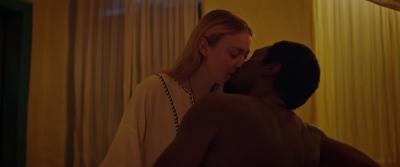 dakotafanningdaily-sweetnessinthebelly-02278.jpg