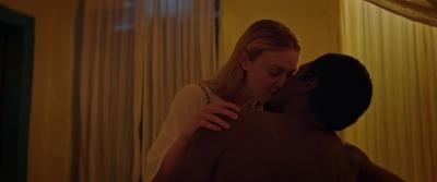 dakotafanningdaily-sweetnessinthebelly-02283.jpg