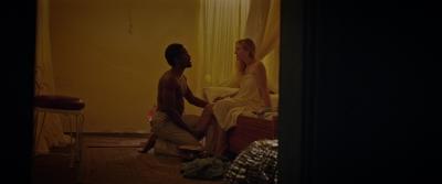 dakotafanningdaily-sweetnessinthebelly-02339.jpg