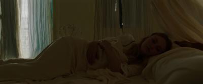 dakotafanningdaily-sweetnessinthebelly-02375.jpg