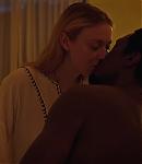 dakotafanningdaily-sweetnessinthebelly-02271.jpg