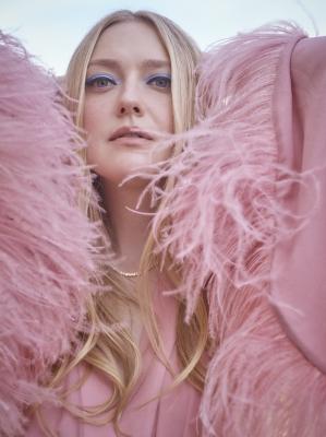 dakotafanningdaily-laurendukoff-012.jpg
