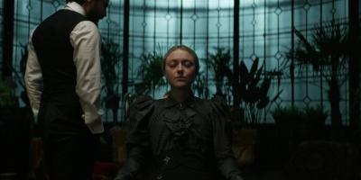dakotafanningdaily-labyrinth-00044.jpg