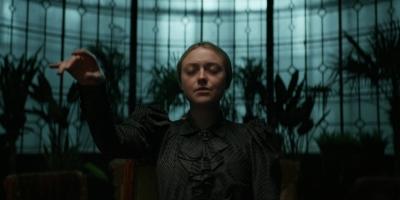 dakotafanningdaily-labyrinth-00092.jpg