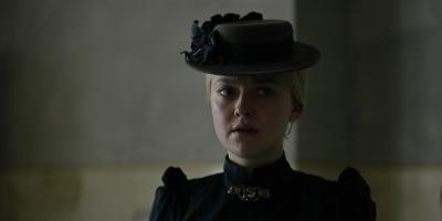 dakotafanningdaily-labyrinth-00527.jpg