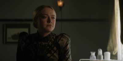 dakotafanningdaily-bellyofthebeast-0018.jpg