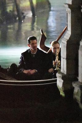 dakotafanningdaily-onsetinvenice-0094.jpg