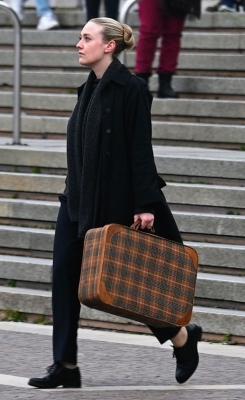 dakotafanningdaily-onsetinvenice-0096.jpg