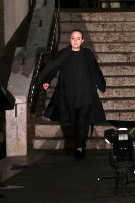 dakotafanningdaily-onsetinvenice-046.jpg
