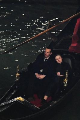 dakotafanningdaily-onsetinvenice-046.jpg